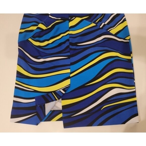 Premise Pencil Skirt - Picture 9 of 9